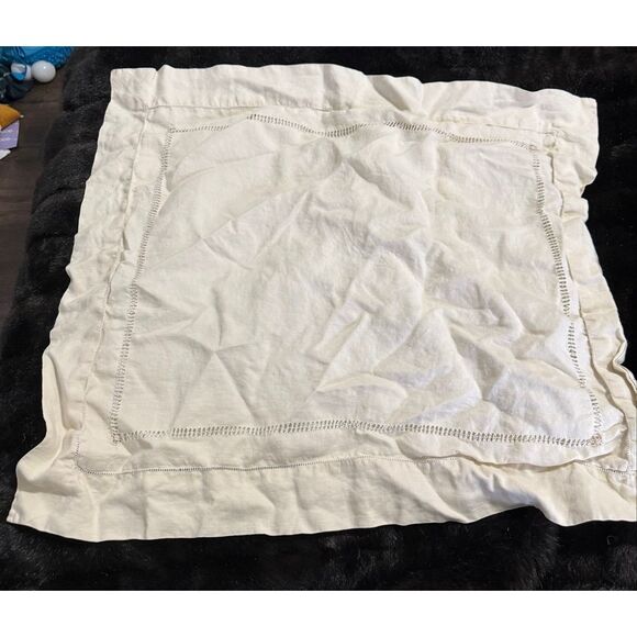 Ralph Lauren European Pillow Sham - Excellent Condition  but Wrinkled x 2 25x29 - Picture 4 of 6